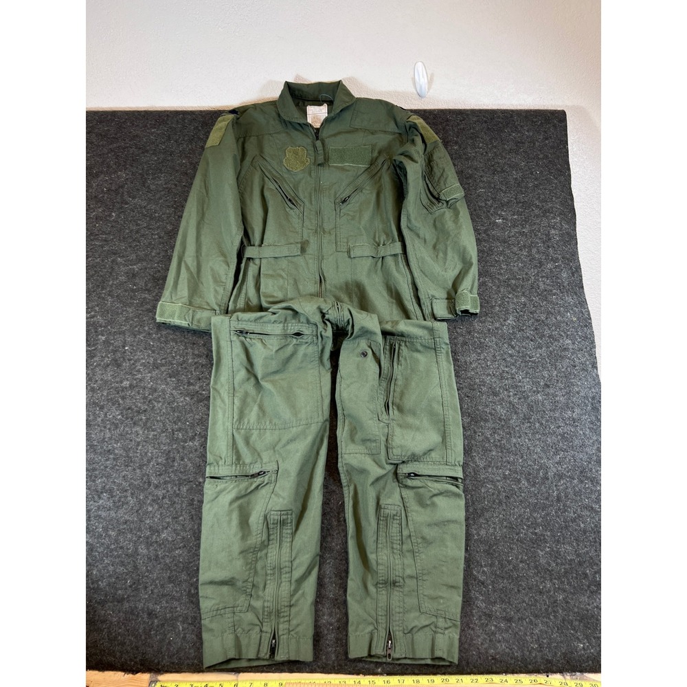 Vintage 90s US Military CWU-27/P Flight Suit Sage Green Carter Industries 36S
